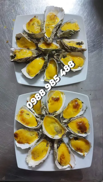 Hàu nướng phô mai – Hải Sản Thu Hoài, Nha Trang