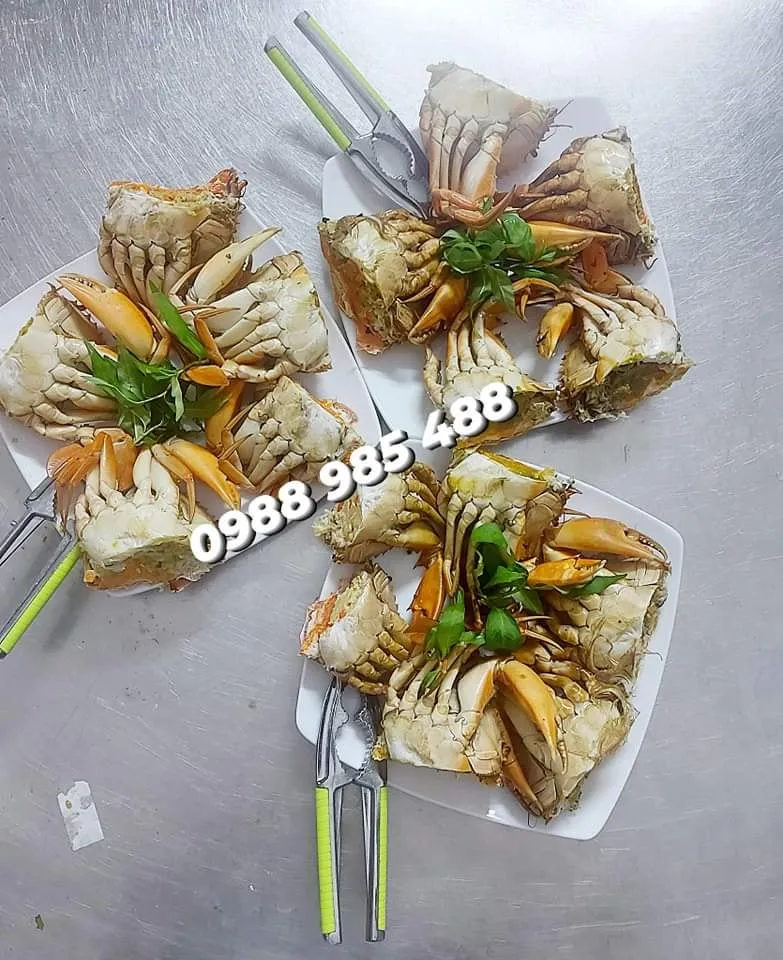Ghẹ xanh hấp sả – món hải sản nấu sẵn Thu Hoài, Nha Trang