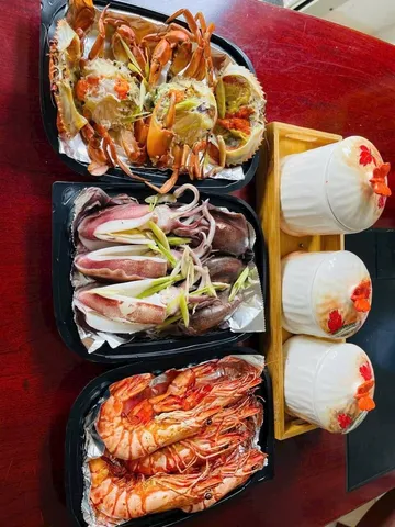 Set gia đình 4 người – Hải Sản Thu Hoài, Nha Trang